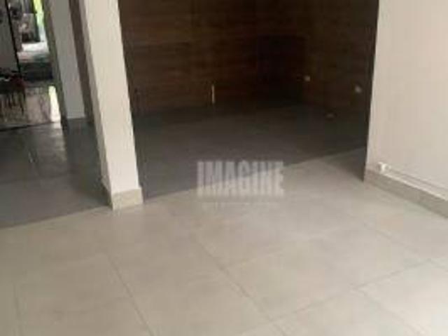 Sobrado em Bela Vista, São Paulo/SP de 201m² 3 quartos à venda por R$ 750.000,00