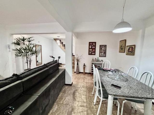 Sobrado em Boqueirão, Curitiba/PR de 134m² 3 quartos à venda por R$ 460.000,00