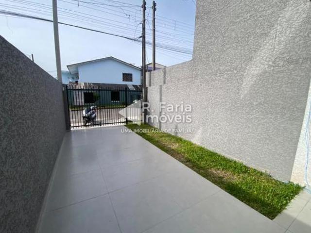 SOBRADO em CURITIBA PR, no bairro Sítio Cercado