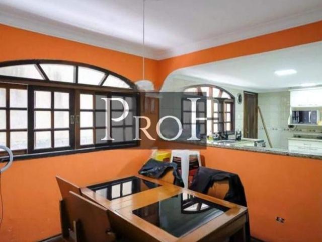 Sobrado em Campestre, Santo André/SP de 170m² 3 quartos à venda por R$ 629.000,00