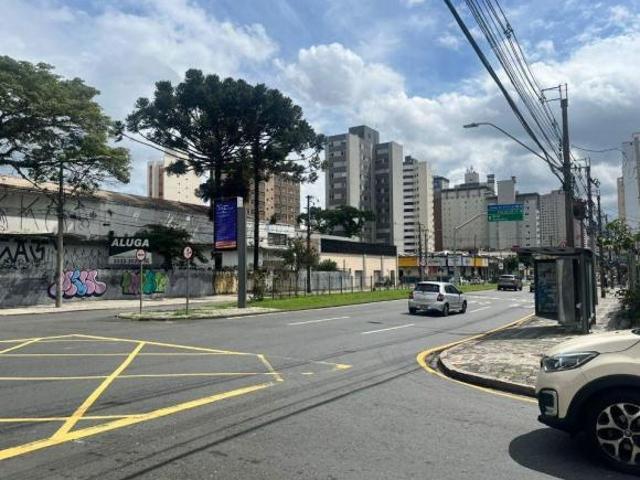Sobrado em Centro, Curitiba/PR de 205m² à venda por R$ 1.590.000,00