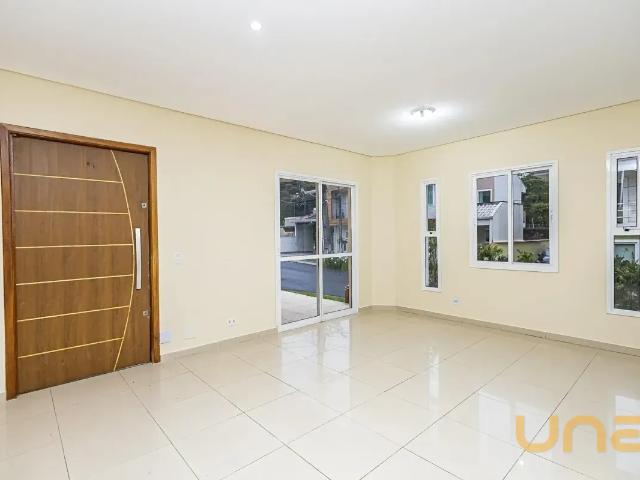 Sobrado em Condomínio 3 Quartos Cachoeira 139m²
