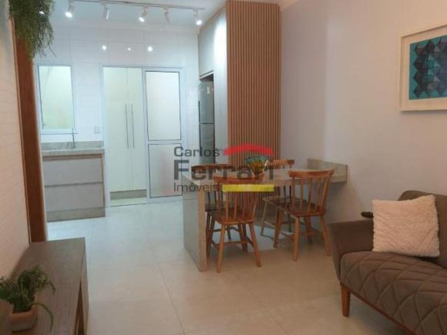 SOBRADO EM CONDOMÍNIO 100 M2 2 DORM. 2 SUÍTES. 2 VAGAS