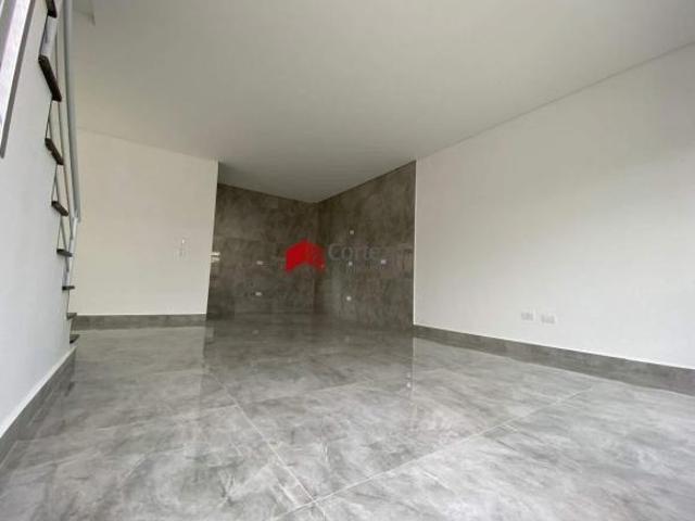 Sobrado em condomínio com 110,22m² 3 quartos, à venda, no bairro Boqueirão em Curitiba