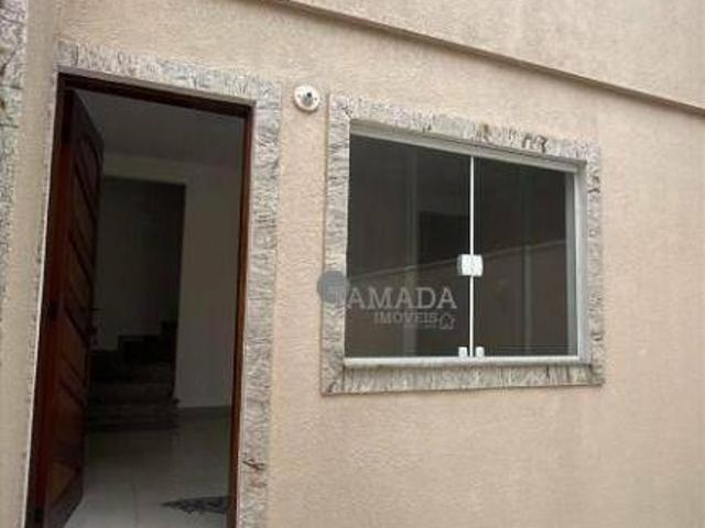 Sobrado em condomínio com 2 quartos sendo 2 suítes, quintal, 1 vaga à venda, 80 m² por R$ 399.900