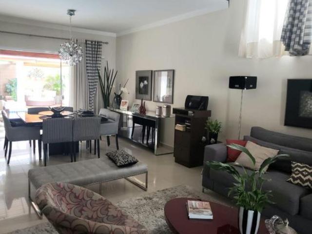 Casa de Condomínio, à venda, em Jundiaí Jardim Santa Teresa Conforto, Segurança e Praticidade!