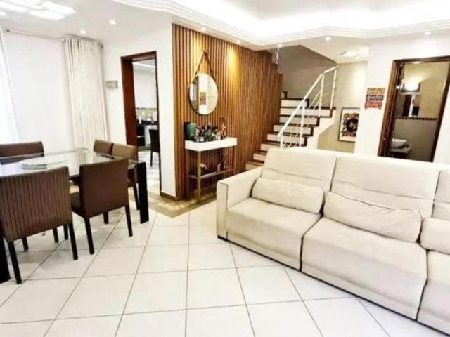 SOBRADO EM CONDOMINIO FECHADO 4 QUARTOS HORTO