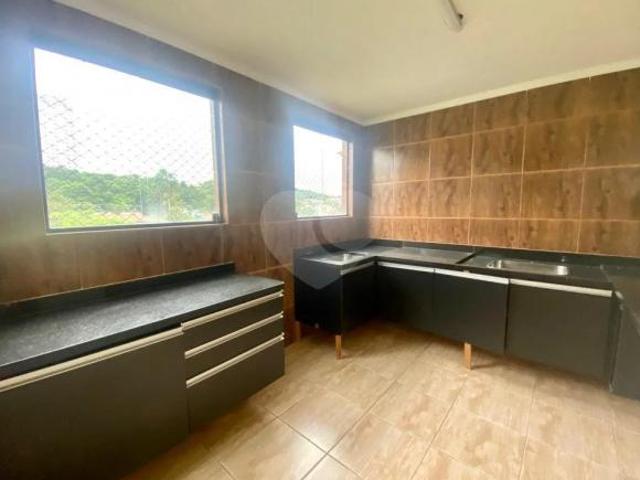 Sobrado em condomínio fechado, 3 quartos e 1 suíte no bairro HORTO!