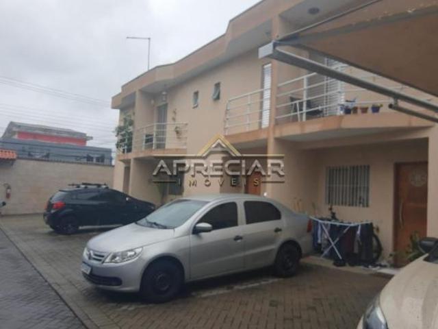Sobrado em condomínio fechado com excelente localização com fácil acesso às principais vias, Margin
