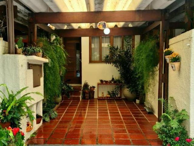 Sobrado em Condomínio no Butantã | 2 Dorms e Quintal