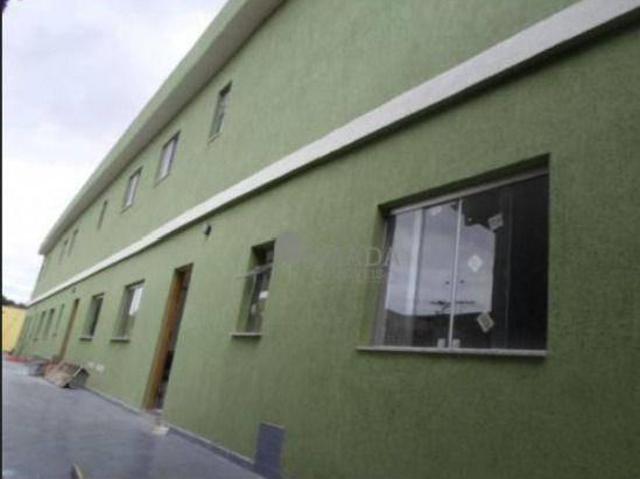 Sobrado em condomínio. São apenas 3 casas. Sobrado amplo, com 3 dormitórios, sendo 1 suíte. Sala amp