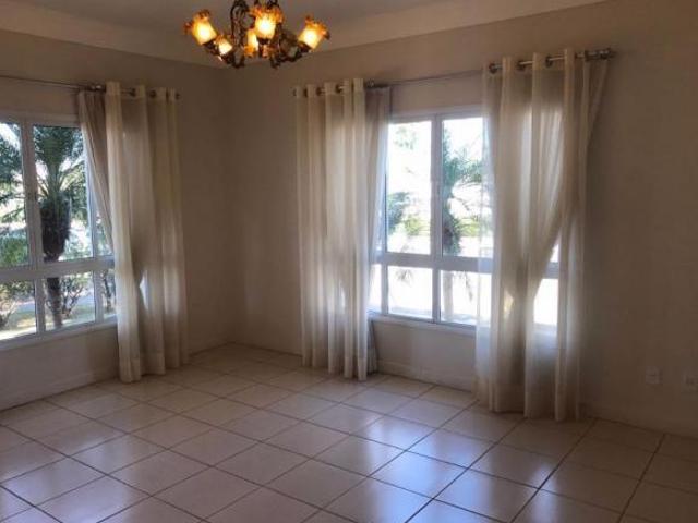 Sobrado em Condomínio Residencial Guatambu Park, Birigüi/SP de 467m² 4 quartos à venda por R$ 2.500