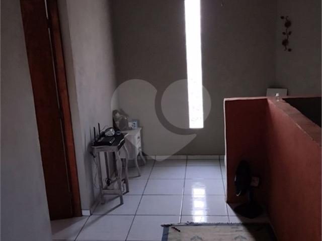 Sobrado em Conjunto Habitacional São José, Campo Limpo Paulista/SP de 118m² 3 quartos à venda por R$ 339.900,00