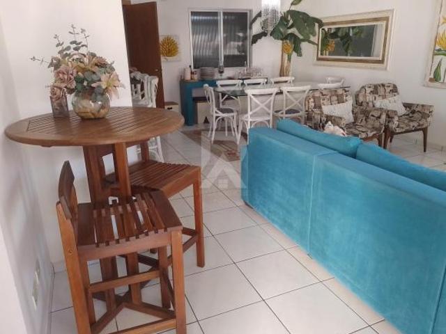 Sobrado em Guaratuba – 3 quartos, meia quadra do mar