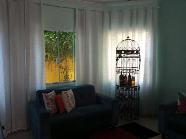 Sobrado em Jardim Terras De Santa Helena, Jacareí/SP de 0m² 3 quartos à venda por R$ 850.000,00