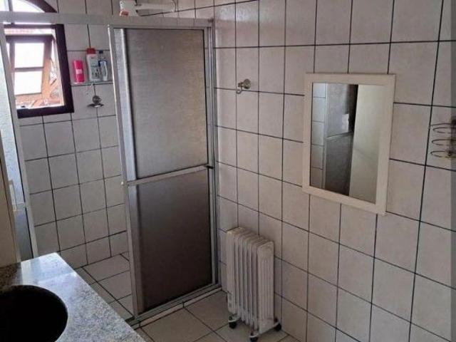 Sobrado em Jardim Imperial, Cruzeiro/SP de 140m² 3 quartos à venda por R$ 400.000,00