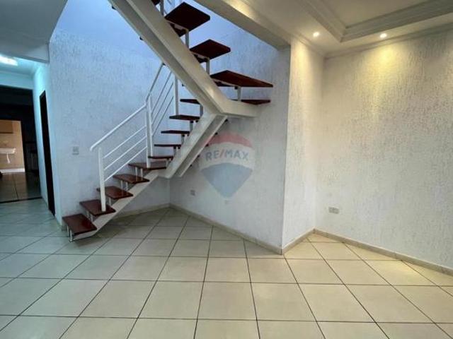 Sobrado em Jardim Marica, Mogi das Cruzes/SP de 149m² 3 quartos à venda por R$ 680.000,00
