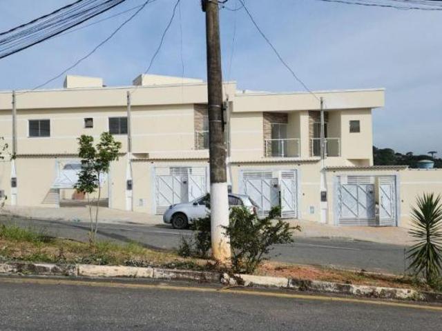 Sobrado em Jardim Moraes, Itaquaquecetuba/SP de 65m² 2 quartos à venda por R$ 450.000,00