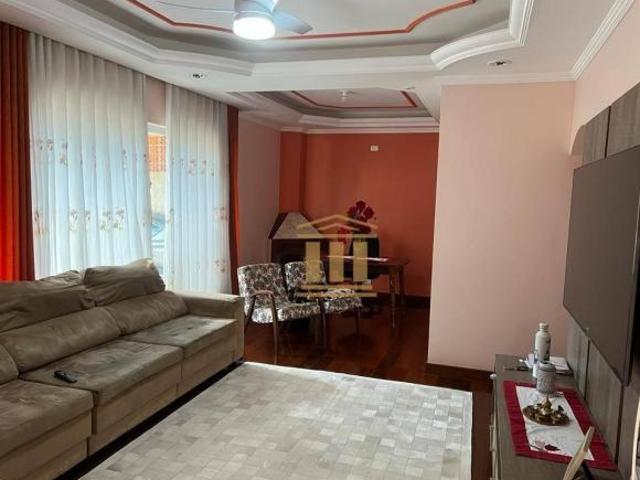 Sobrado em Jardim Oriente, São José dos Campos/SP de 260m² 5 quartos à venda por R$ 1.100.000,00