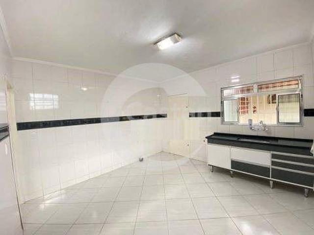 Sobrado em Jardim Popular