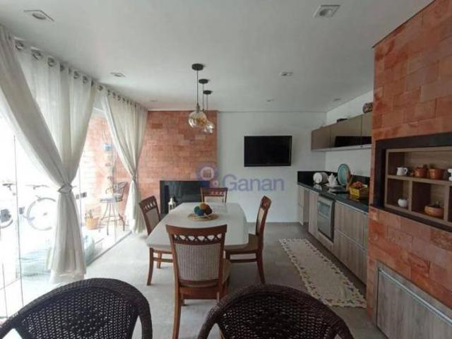 Sobrado em Lindóia, Curitiba/PR de 160m² 3 quartos à venda por R$ 910.000,00