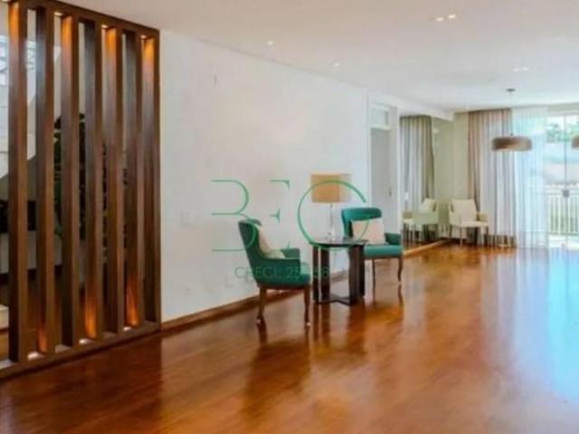 Sobrado em Pacaembu, São Paulo/SP de 350m² 3 quartos à venda por R$ 4.200.000,00