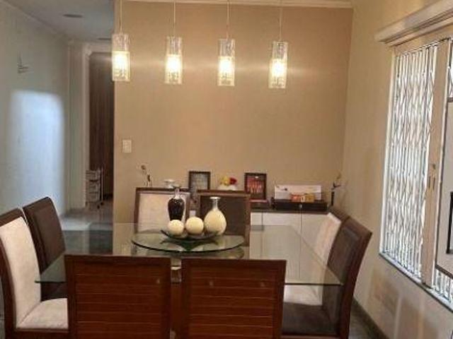 Sobrado em Parque São Lucas, São Paulo/SP de 261m² 4 quartos à venda por R$ 840.000,00