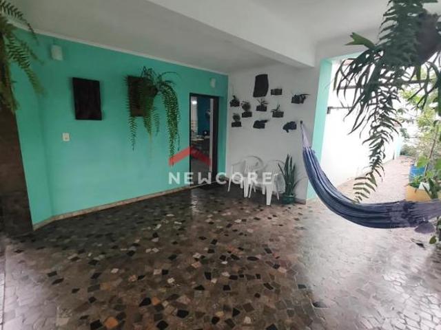 Sobrado em Rua Altino Arantes Cidade Naútica São Vicente/SP