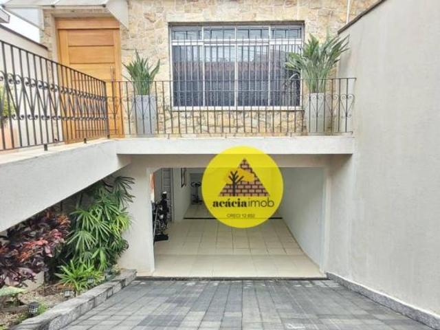 SOBRADO EM RUA SEM SAÍDA 180 M² COM LINDA ÁREA GOURMET