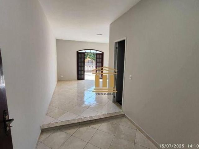 Sobrado em Residencial União, São José dos Campos/SP de 250m² 3 quartos à venda por R$ 650.000,00