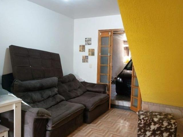 Sobrado em São Miguel, Curitiba/PR de 90m² 2 quartos à venda por R$ 249.000,00