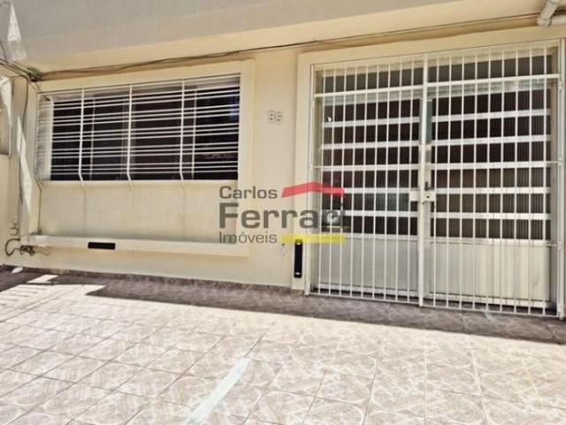 Sobrado em Santana, com 3 quartos, 3 vagas, próximo ao Pastorinho