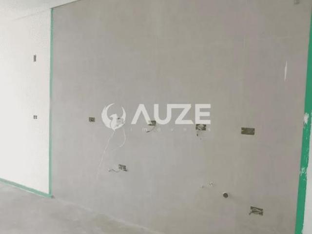 Sobrado em Sítio Cercado, Curitiba/PR de 80m² 3 quartos à venda por R$ 420.000,00