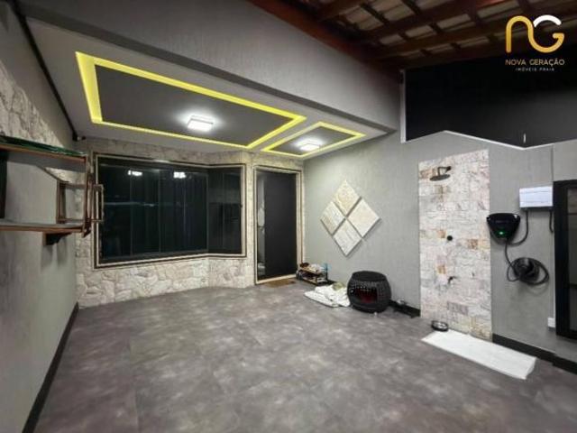 Sobrado em Vila Caiçara, Praia Grande/SP de 136m² 2 quartos à venda por R$ 829.000,00