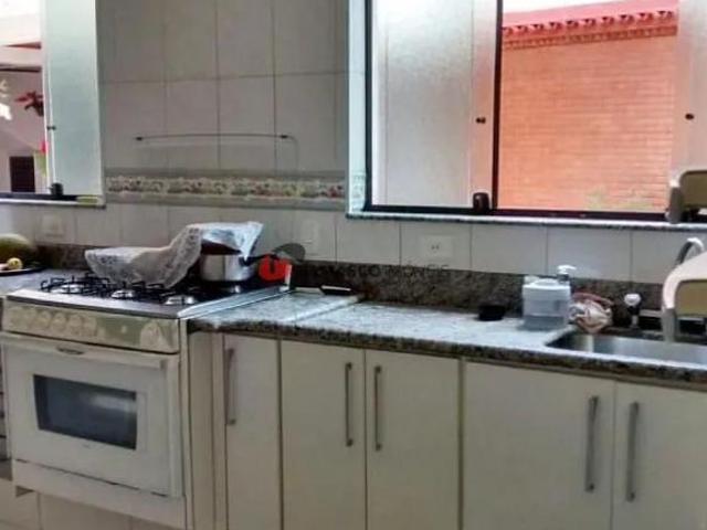 Sobrado à venda 3 Quartos, 1 Suite, 10 Vagas, 270M², Vila Palmares, Santo André SP