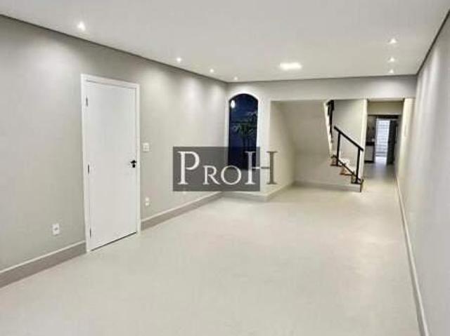 Sobrado em Vila Pires, Santo André/SP de 278m² 3 quartos à venda por R$ 1.197.000,00