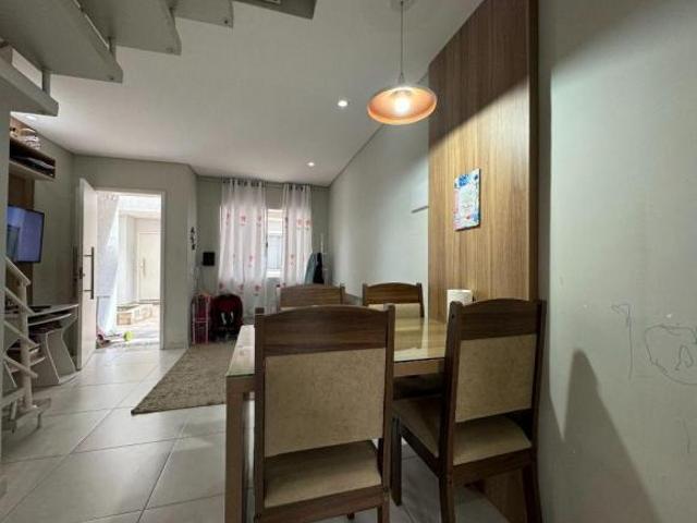 Sobrado em Vila Urupês, Suzano/SP de 69m² 2 quartos à venda por R$ 300.000,00