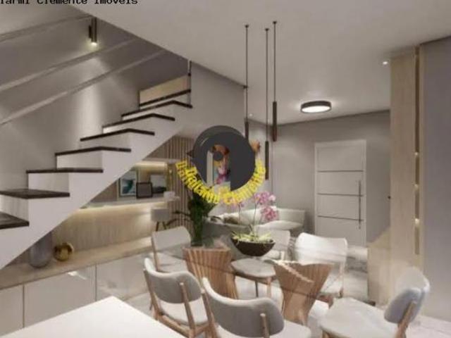 Sobrado em Xaxim, Curitiba/PR de 107m² 3 quartos à venda por R$ 630.000,00