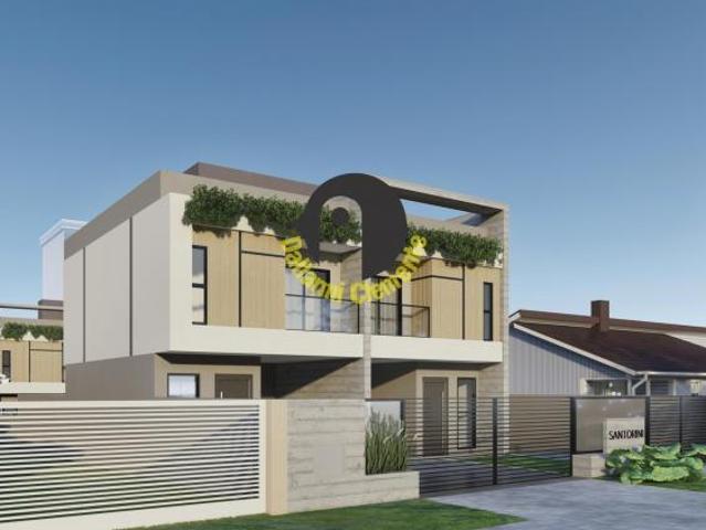 Sobrado em Xaxim, Curitiba/PR de 101m² 3 quartos à venda por R$ 679.000,00