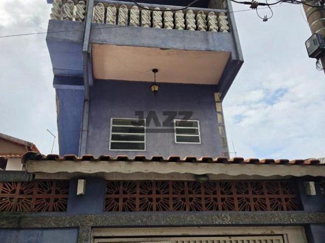 Sobrado Espaçoso com 4 Quartos no Jardim Ismênia na Zona Leste São José dos Campos SP