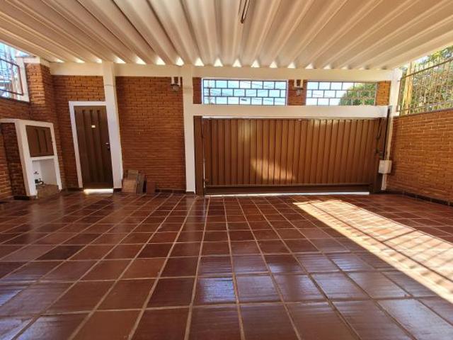 Sobrado espetacular no Jd. Paulistano – 262 m² de Conforto e Estilo!