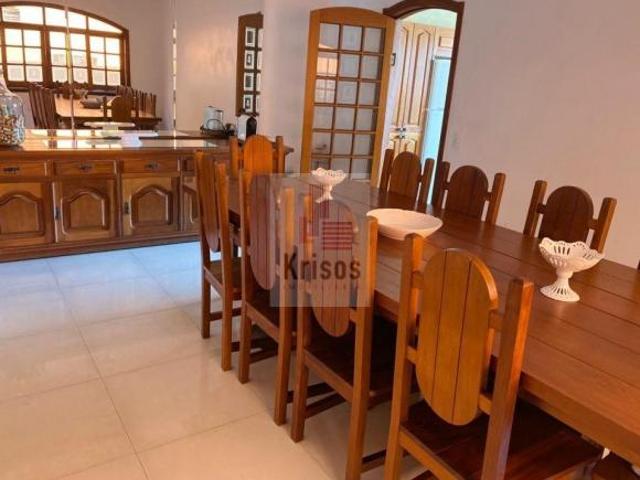 SOBRADO ESPETACULAR PARTE NOBRE DO SÂO FRANCISCO TRATAR COM OTACILIO CEL>98414 2259