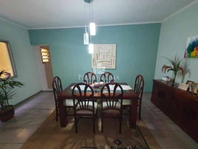 Sobrado Frontal, 3 quartos, 1 suíte, 2 vagas na Vila Carrão