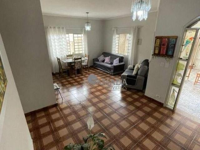Sobrado frontal com 3 quartos sendo 1 suíte, quintal, edícula à venda, 180 m² por R$ 640.000 Vila