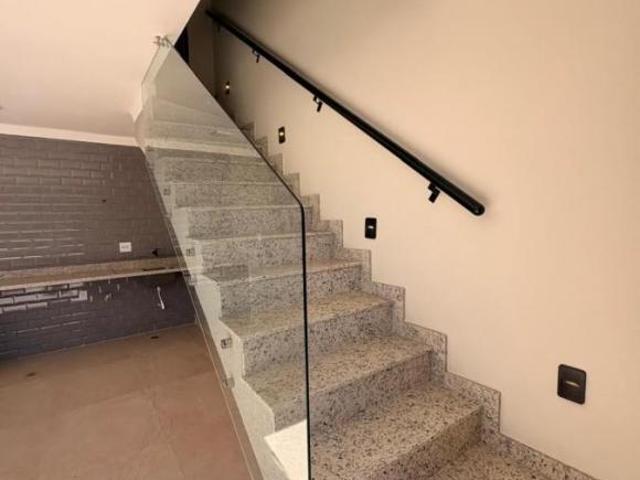 Sobrado Geminado para Venda em São Paulo, Vila Carrão, 2 dormitórios, 2 suítes, 3 banheiros, 4 vagas