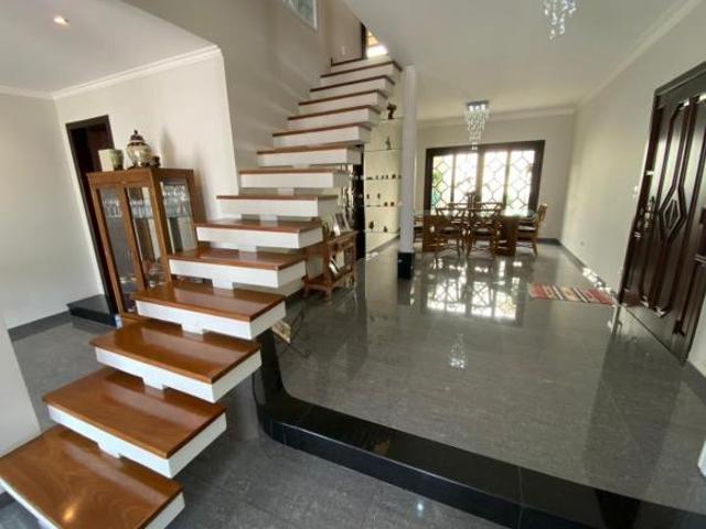 Sobrado Jardim Colonial