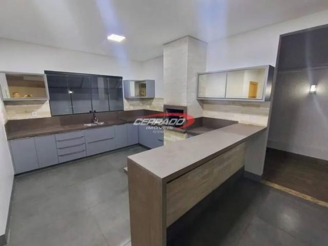 sobrado jardins madri 04 suites montado em armarios