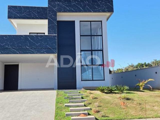 SOBRADO JARDINS PORTO 200m² Casa em Condomínio com 4 Quarto s à Venda por R$ 1200000.00 no setor