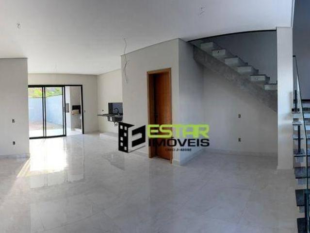 SOBRADO LINDO E MODERNO COM 03 QUARTOS EM BAIRRO PLANEJADO EM ATIBAIA