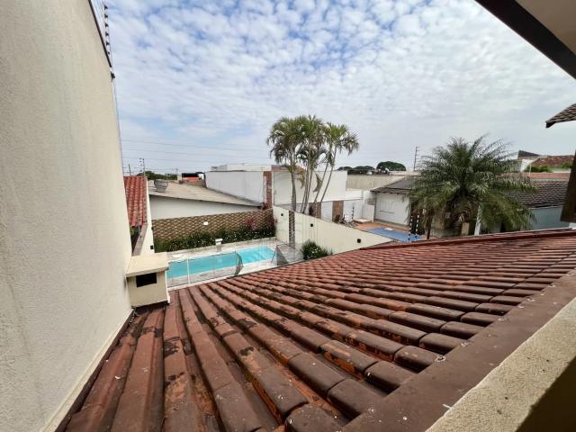 Sobrado para alugar com 1 Suíte + 3 Quartos em Jardim Iguaçu, Maringá PR